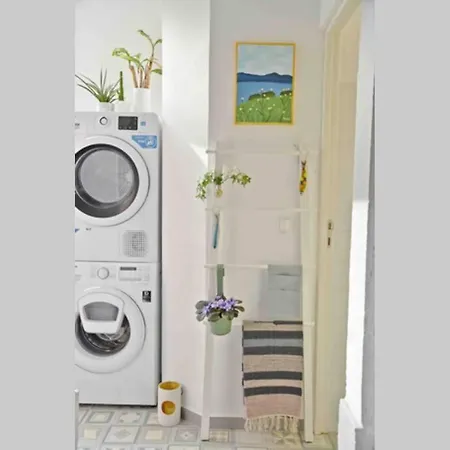 アパート Two Bedroom Cozy Flat By River In Quiet Art Zone *