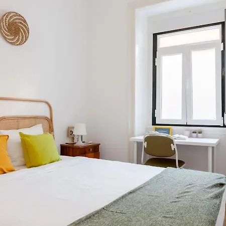Two Bedroom Cozy Flat By River In Quiet Art Zone Apartmán Lisboa